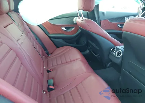 2015 Mercedes-Benz C 400 4Matic z USA, uszkodzony, nr VIN 55SWF6GB6FU017963